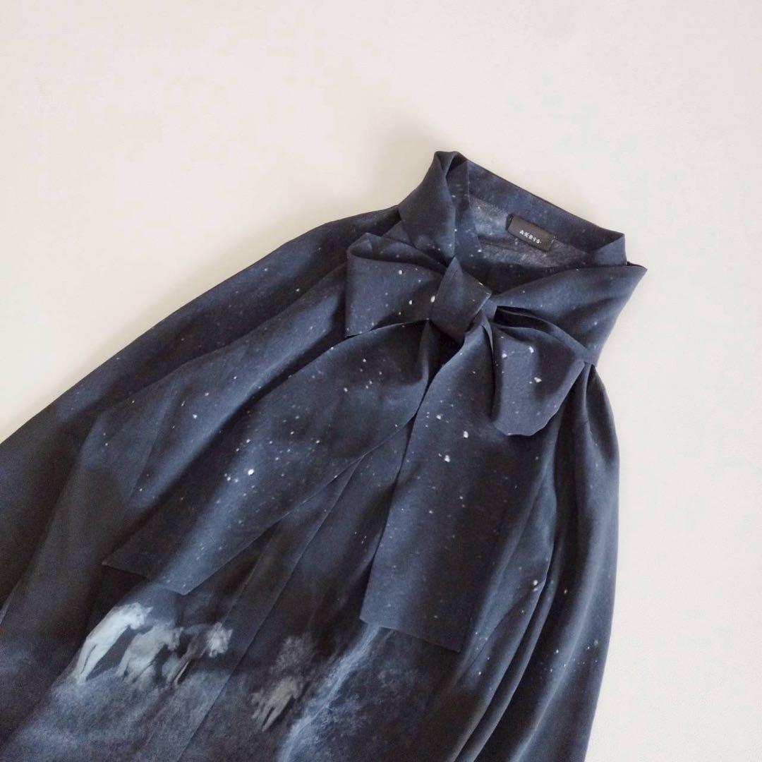 美品⭐️アクリス　長袖ブラウス　ボウタイ　オオカミ　星柄　シルク100% 13号