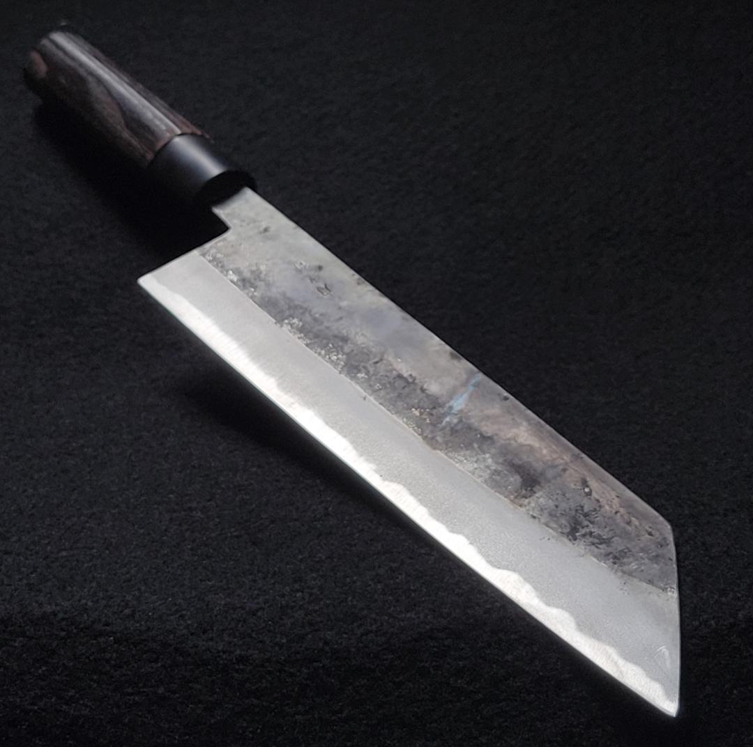 白紙２号 黒打 切付包丁 240㎜ G1516 焼栗柄 日本製 月光作