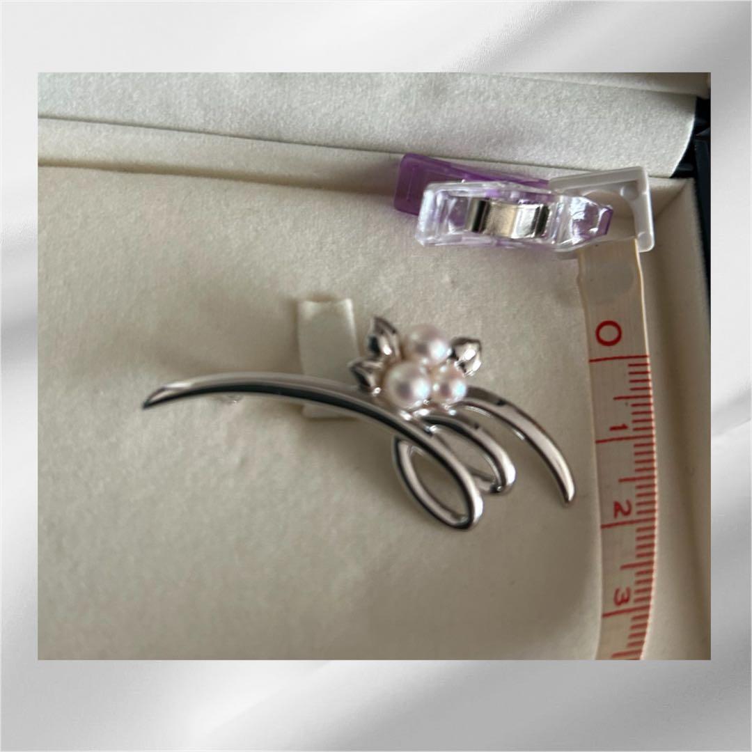 パール ブローチ 5mm玉2個 4mm玉1個 箱付き 上品 セレモニー