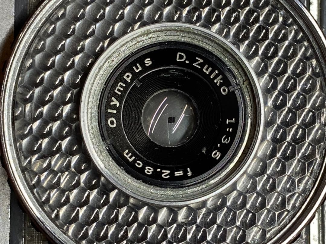 ハーフカメラ　オリンパス　PEN-EE （完全駆動品）