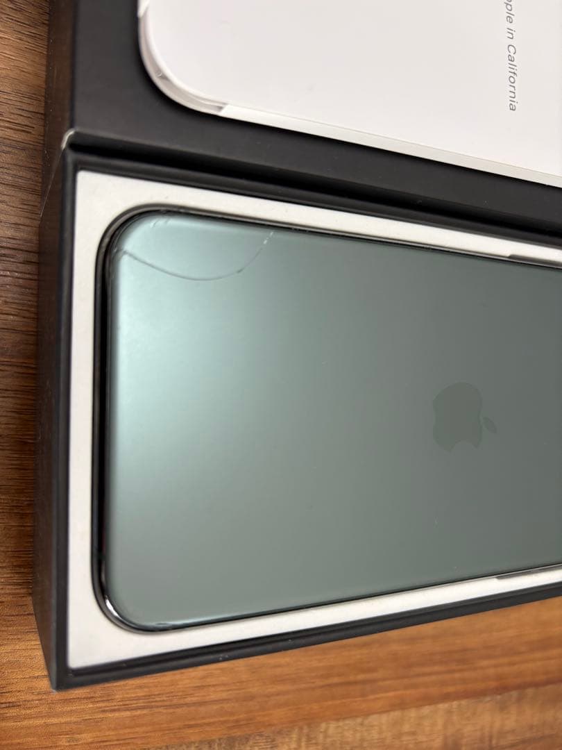 (SiMフリー)iPhone11pro 本体256GB(裏面割れあり)