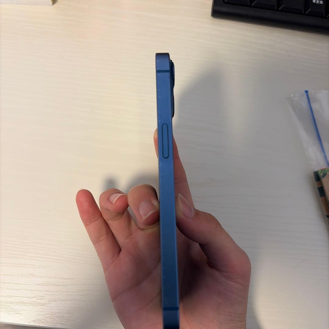 スマートフォン本体 iPhone 13