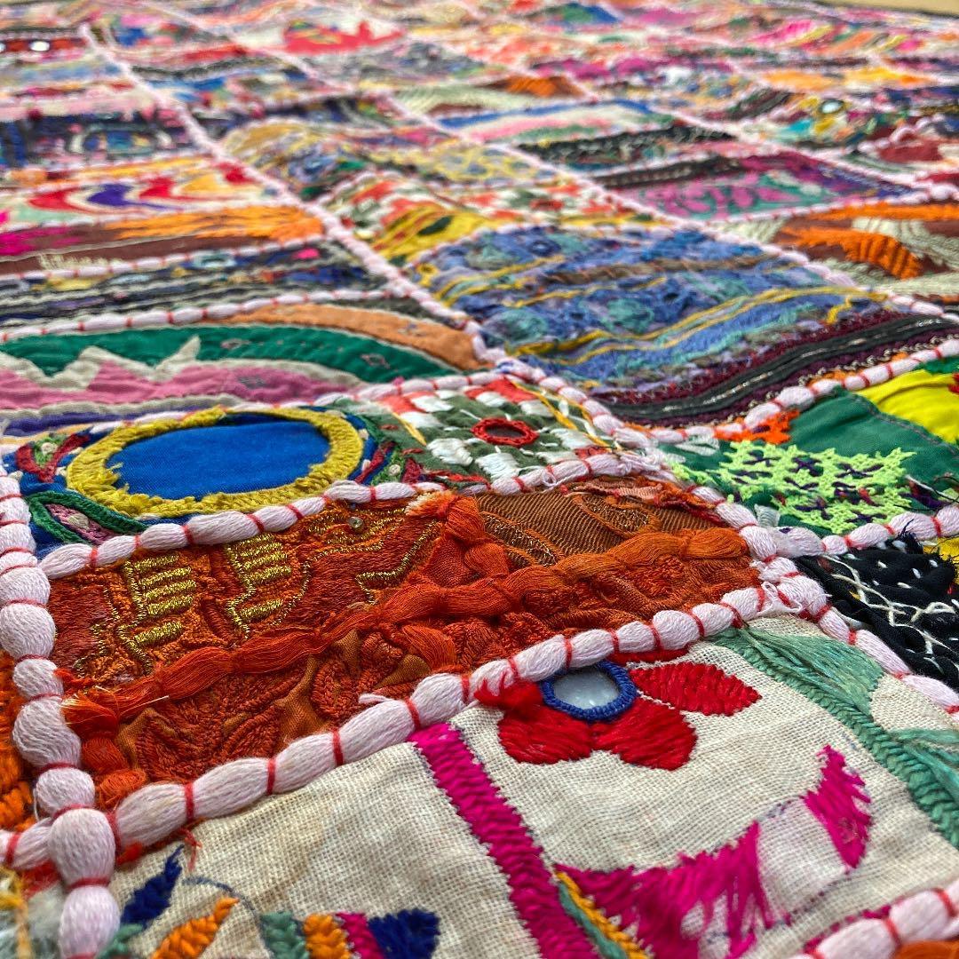 ⭐️若林⭐️ インド手刺繍 ミラーワーク ラグ 敷物