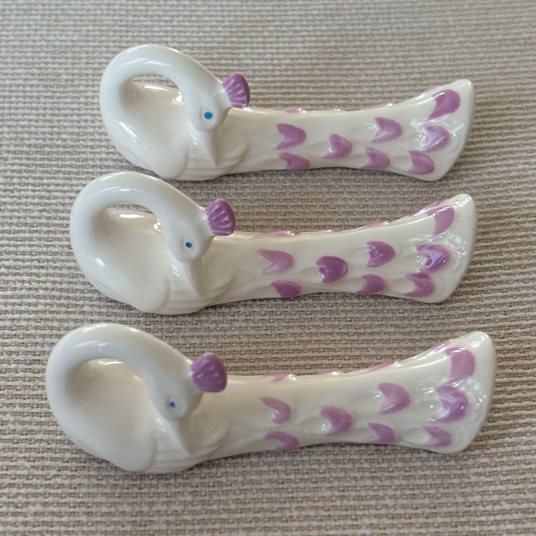 フランスアンティーク カトラリーレスト ピンク色の羽のクジャク 6個セット