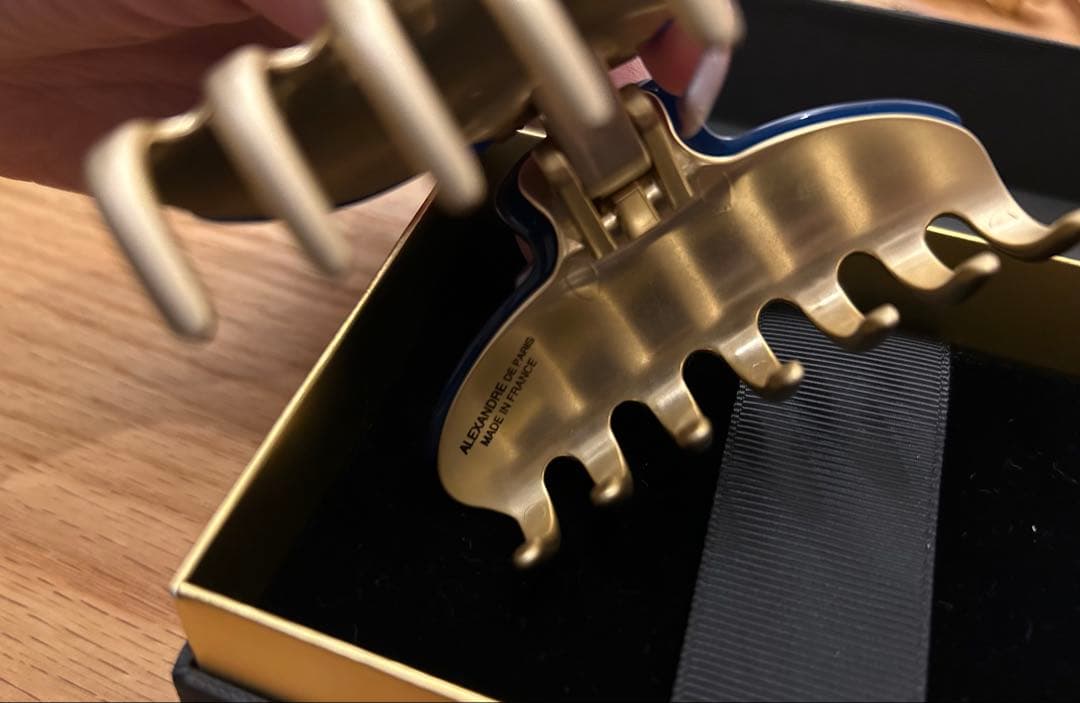 アレクサンドルドゥパリ Mクリップ （クリアブルー）スワロフスキー