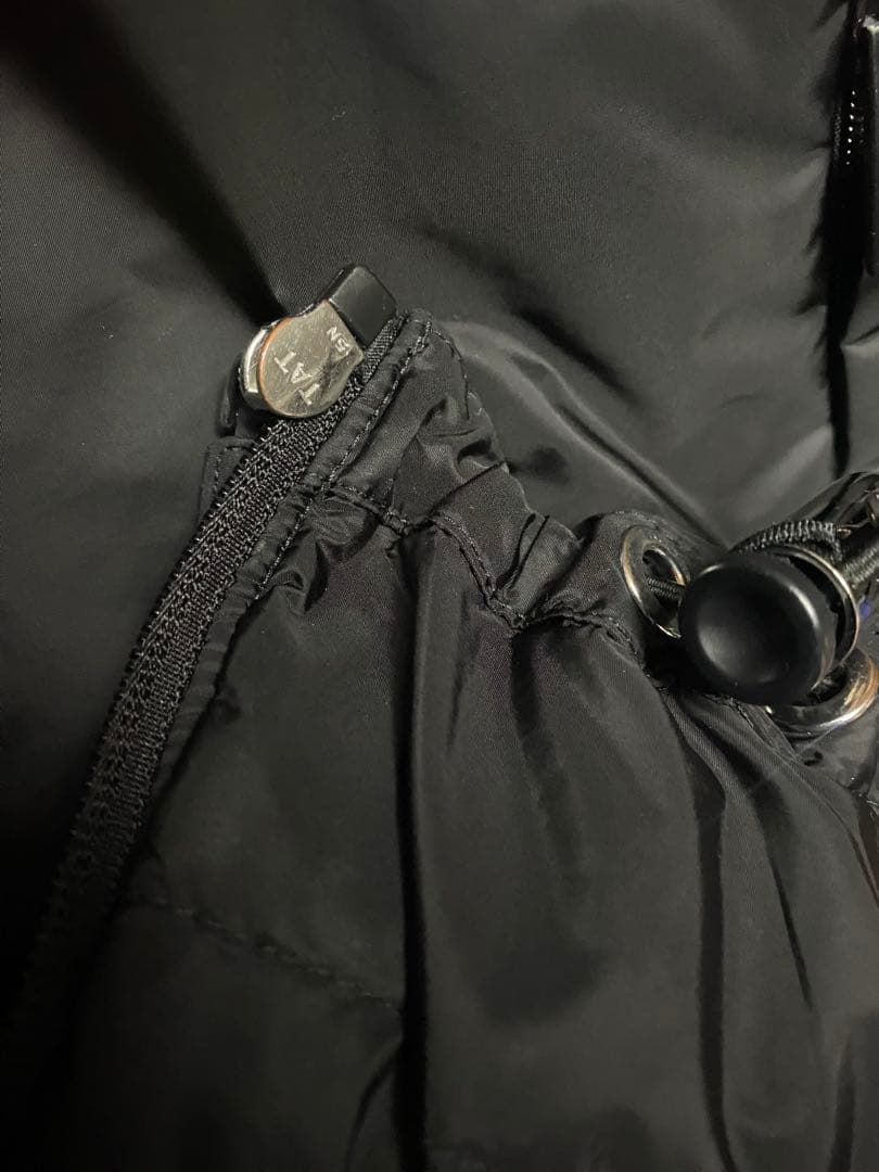 専用　PRADA 20aw RE-NYLON ダウンジャケット フード