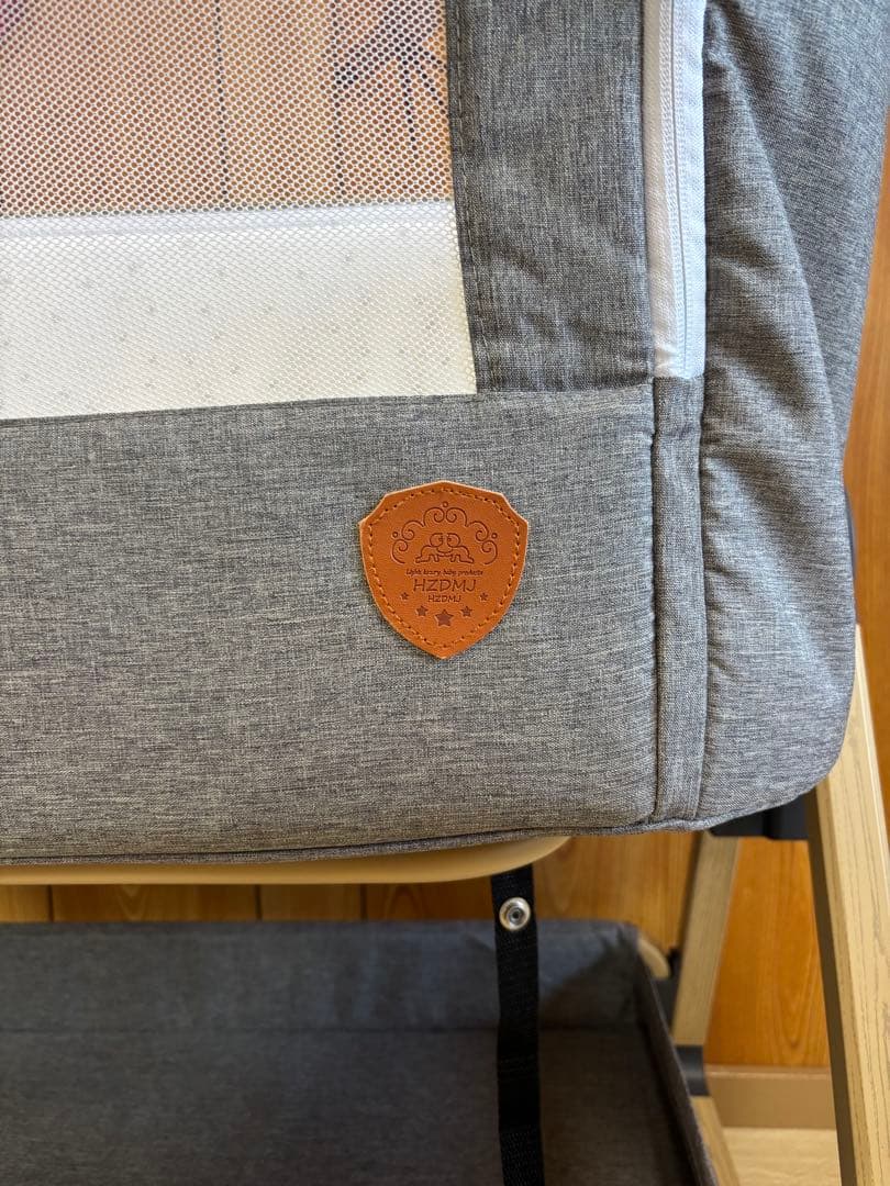 あみ　　　2023年式　HZDMJ ベビーベッド　折りたたみ式