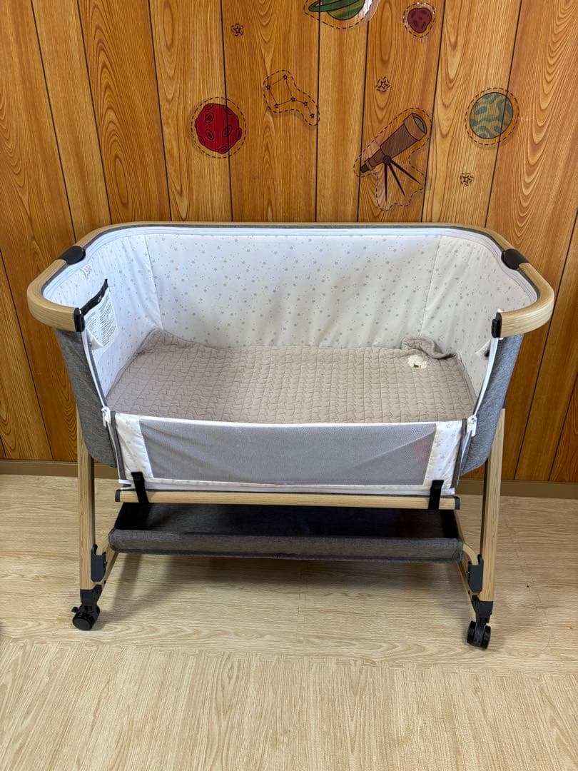 あみ　　　2023年式　HZDMJ ベビーベッド　折りたたみ式