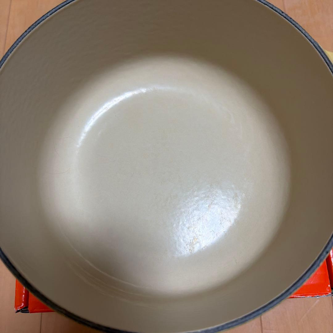 ルクルーゼ ココットロンド　クインスイエロー　20センチ