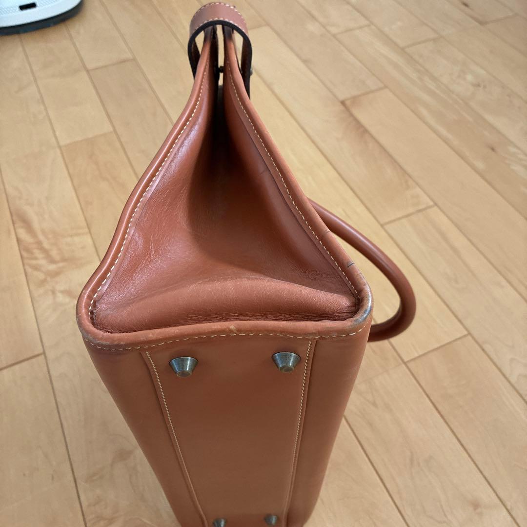 TUSTING レザー　バッグ