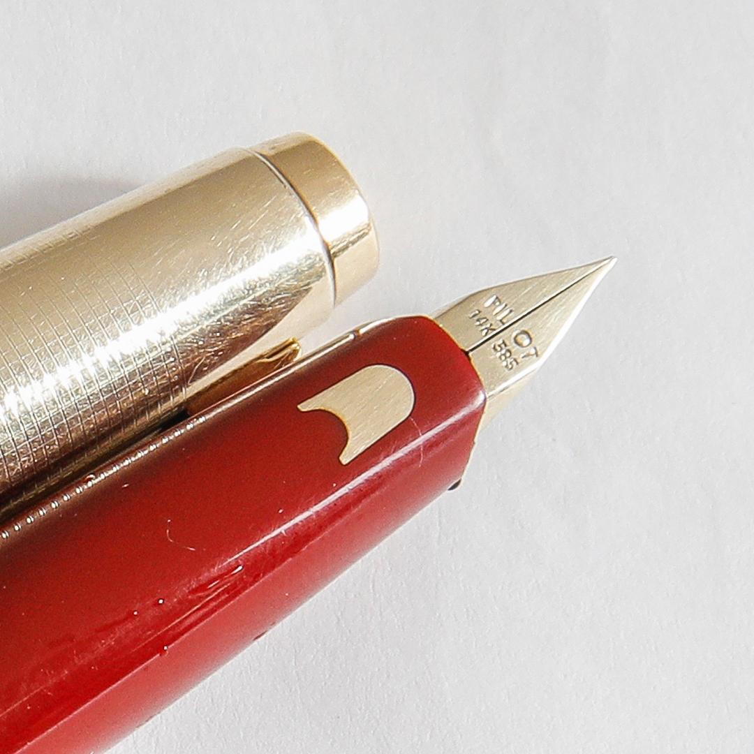 希少 PILOT パイロット Short ポケット万年筆 伸縮式 14K 中古