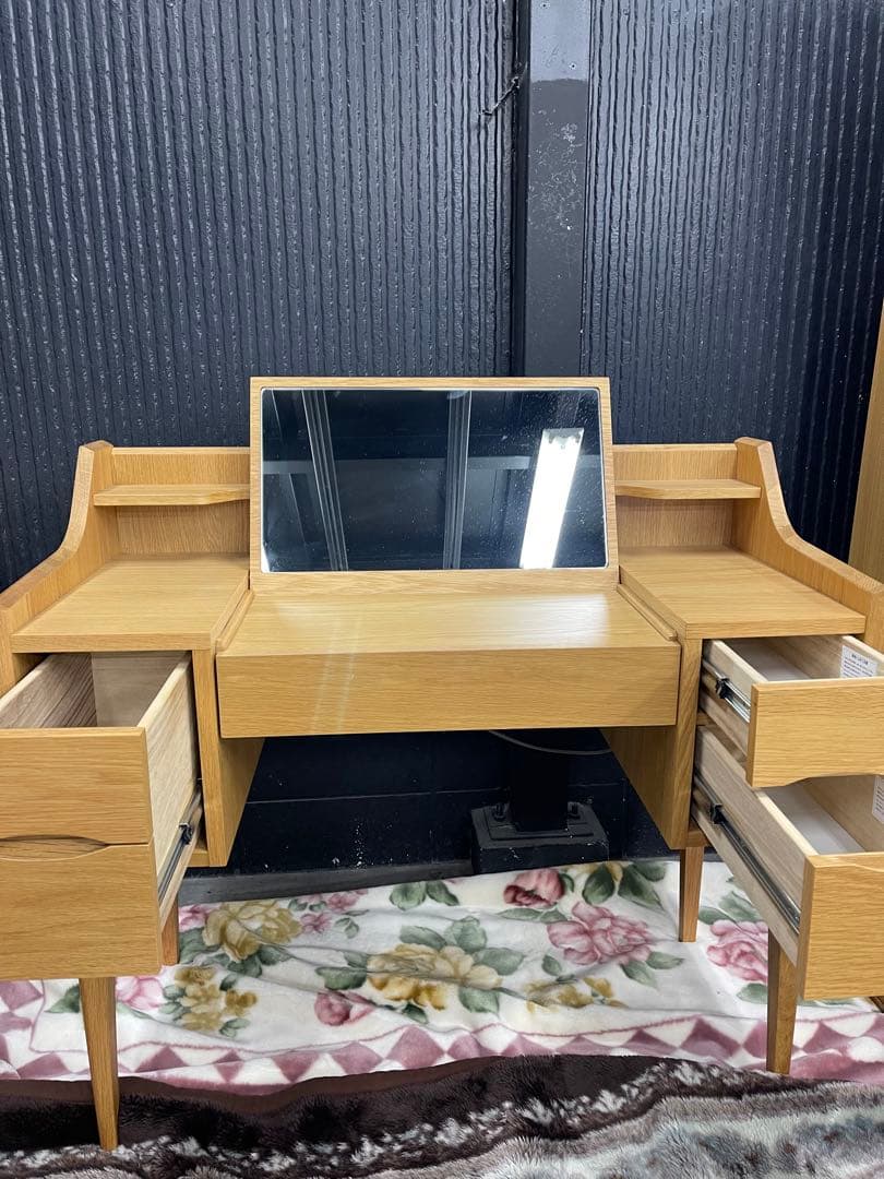 ウニコ SIGNE シグネ オーク材 ドレッサー 北欧スタイル 鏡台