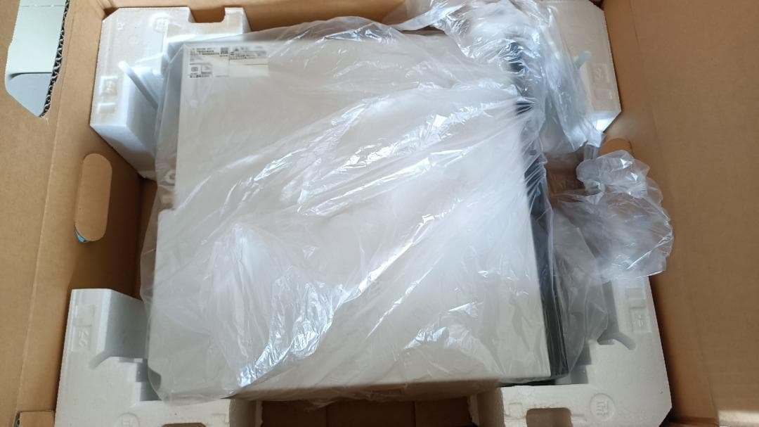 中古新品 富士通 ESPRIMO D587/S 六世代Core i5 DDR4