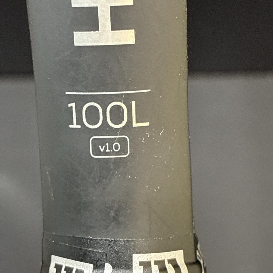 Wilson CLASH 100L V1.0 ウィルソン　硬式テニスラケット