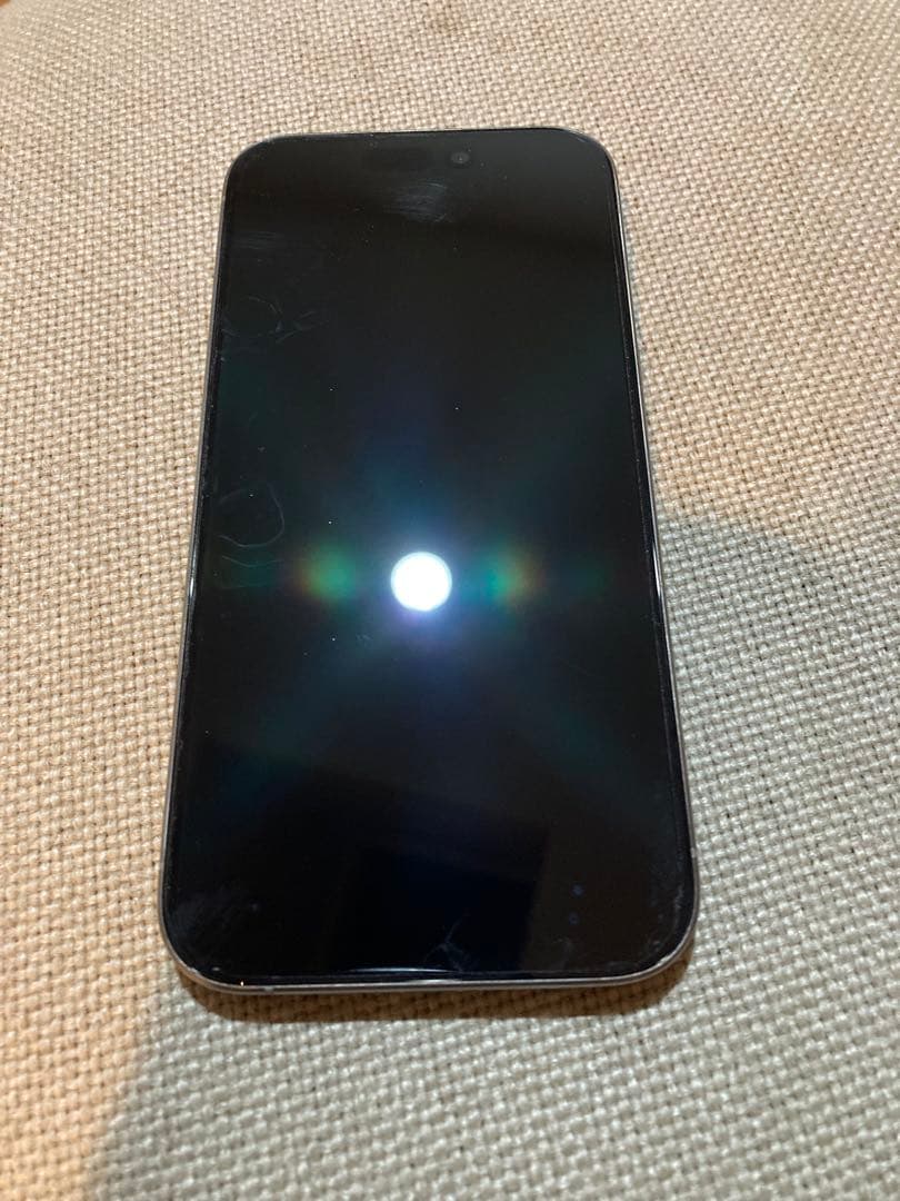 Apple iPhone 15Pro ナチュラルチタニウム本体　SIMフリー