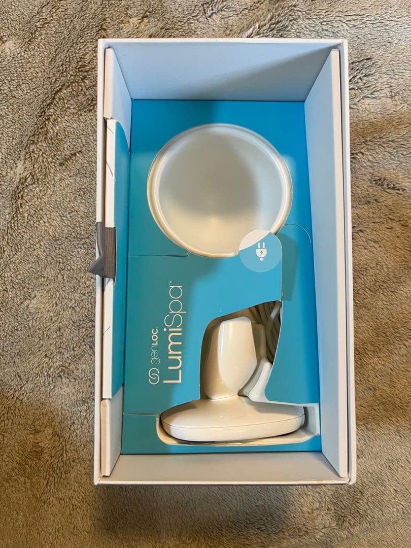 ルミスパ ニュースキン+ 専用トリートメントクレンザー　美品、箱付き