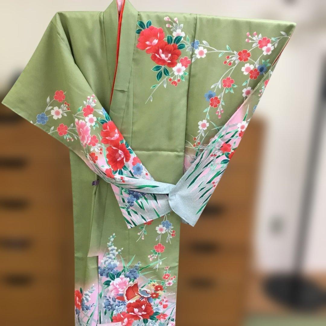 【新品未使用】七五三用 花柄 緑色 着物　7歳　ポリエステル　抹茶色　グリーン