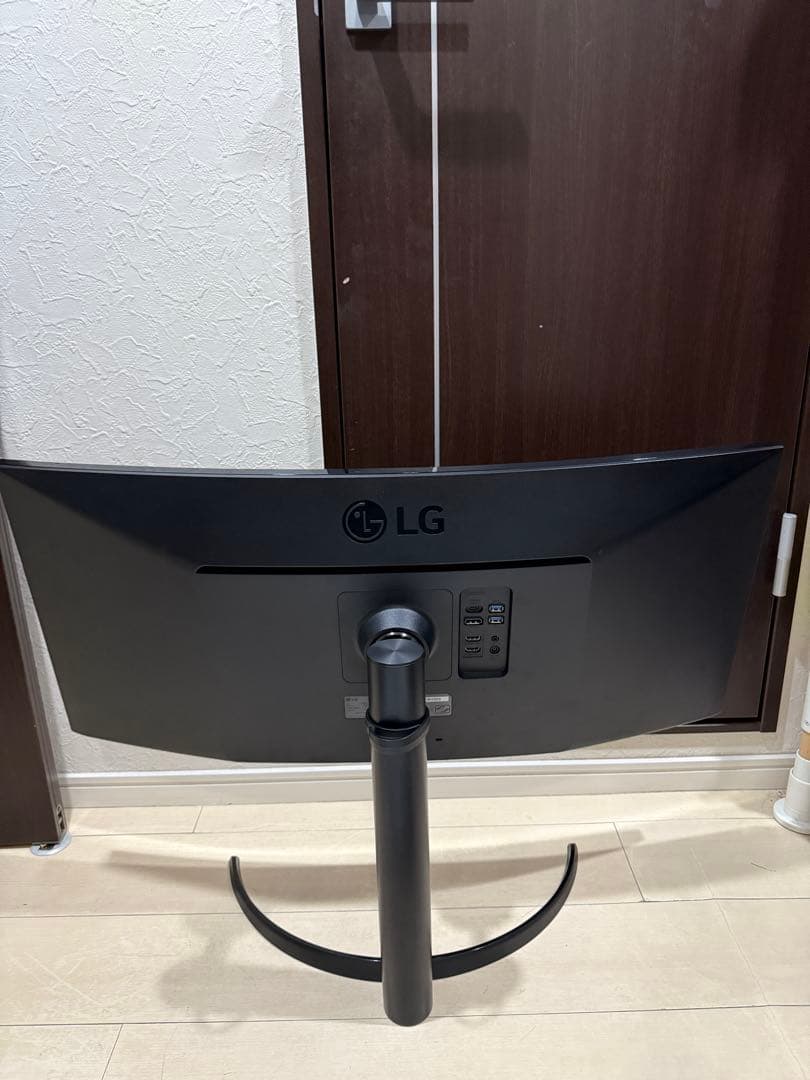 【直接受取限定】LG 曲面大画面モニター　34WP85C-B