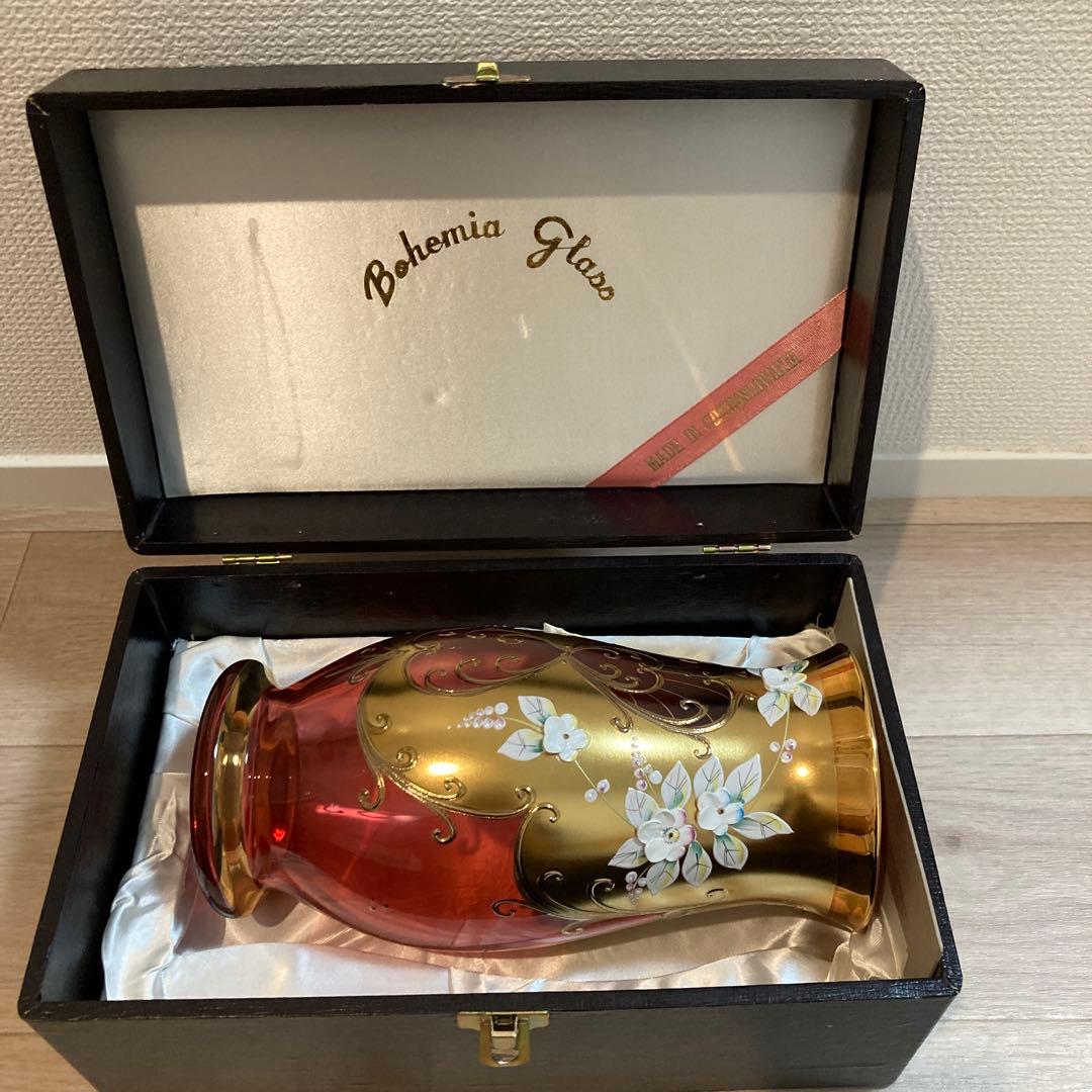 ボヘミアンガラス 花瓶 フラワーベース 花柄 ゴールド ピンク C3