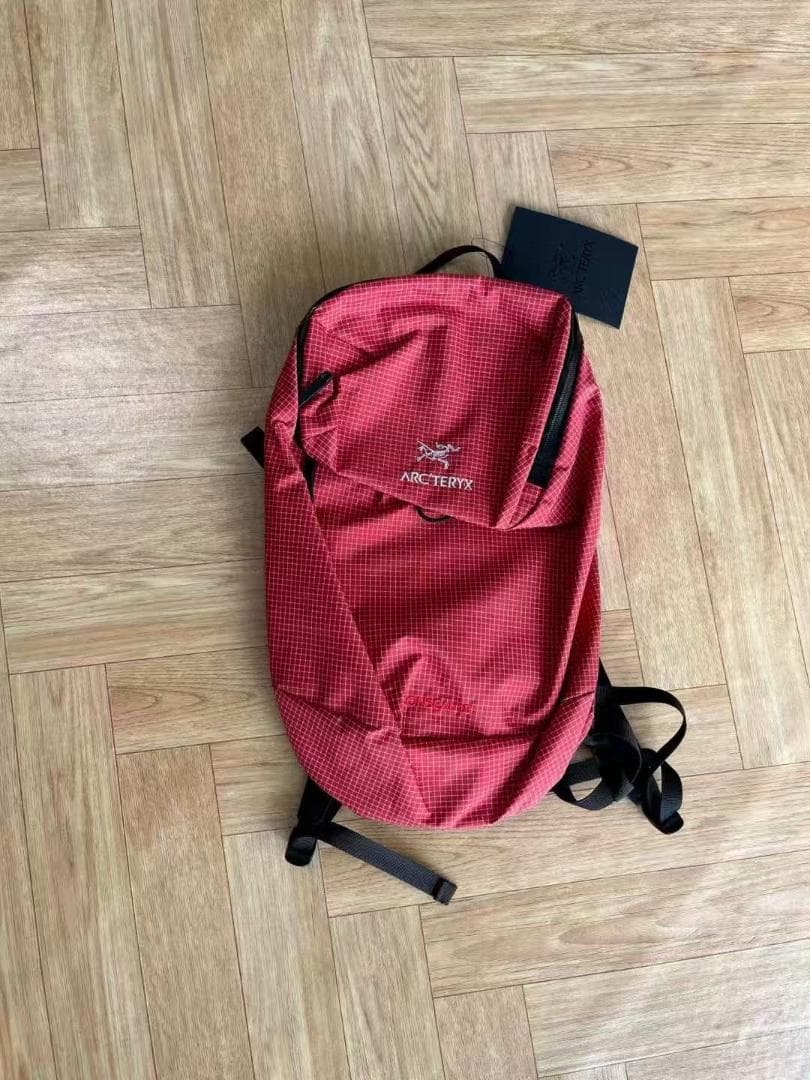 未使用 ARC'TERYX レッドチェックバックパック15L