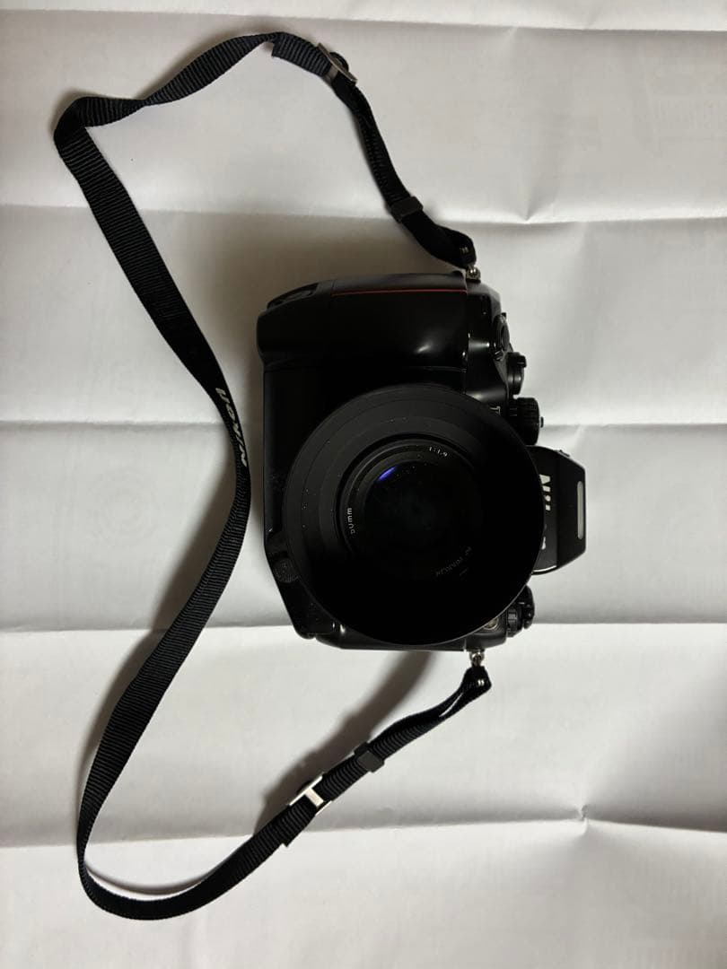 Nikon F4S 一眼レフカメラ + AF Nikkor 50mm