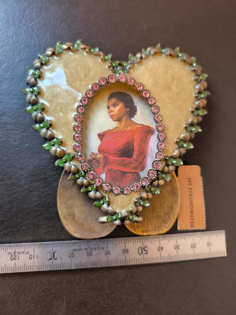 ジェイストロングウォーター フォトフレーム　アンティーク風 ハート