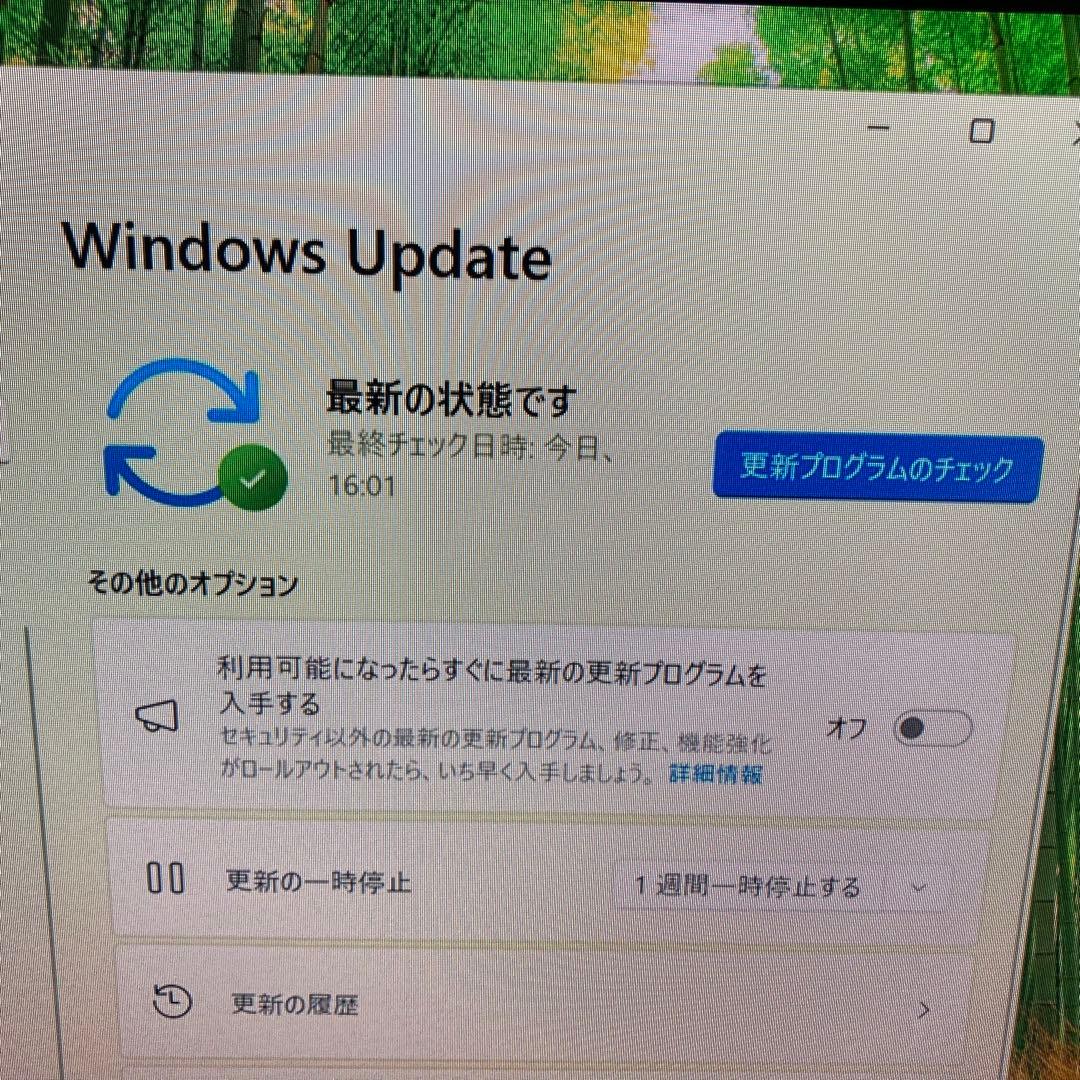 DELL Windows11 デスクトップパソコン　WiFi 初心者向け　SSD