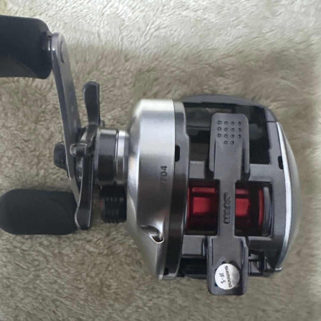 ほぼ新品シマノ11 スコーピオン右ハンドルScorpion DC ベイトリール