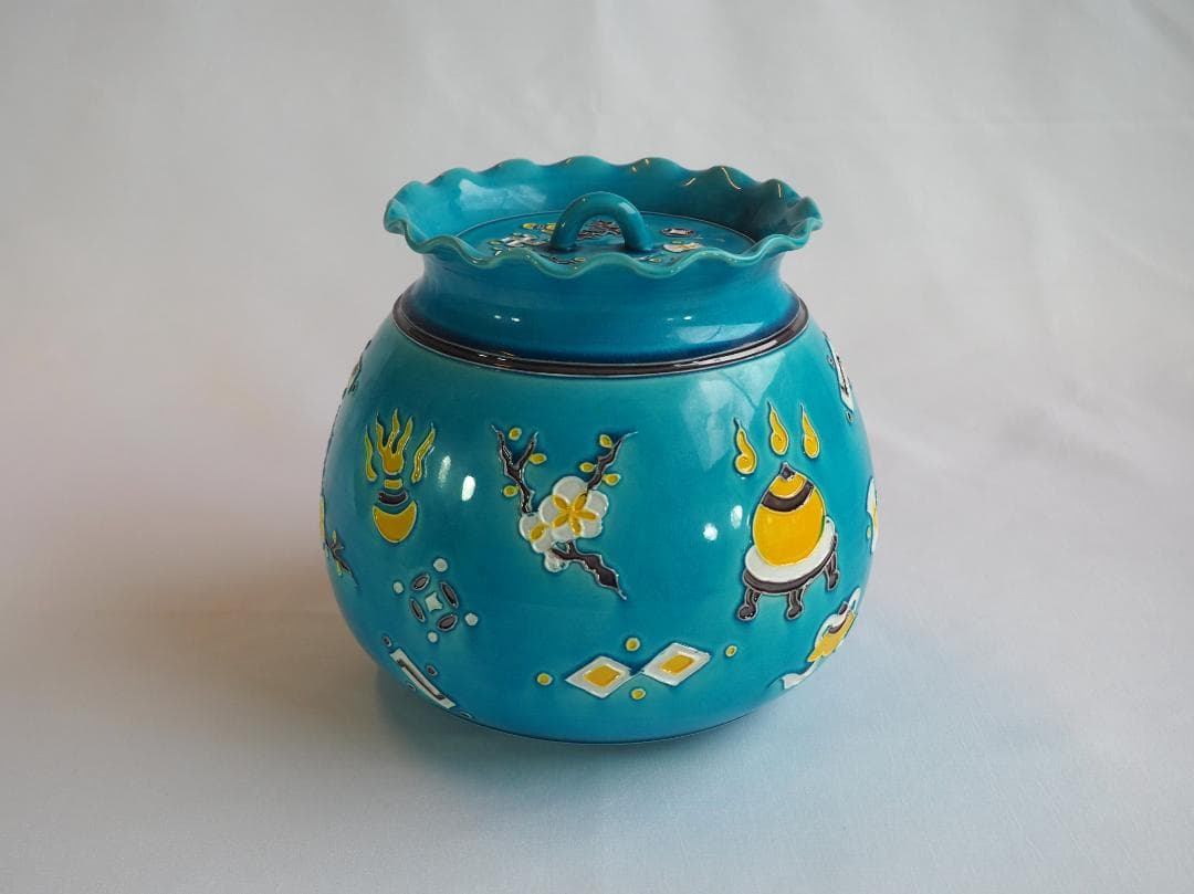 膳所焼（陽炎園） 岩崎新定造『交趾写宝尽し皆具』（共箱）