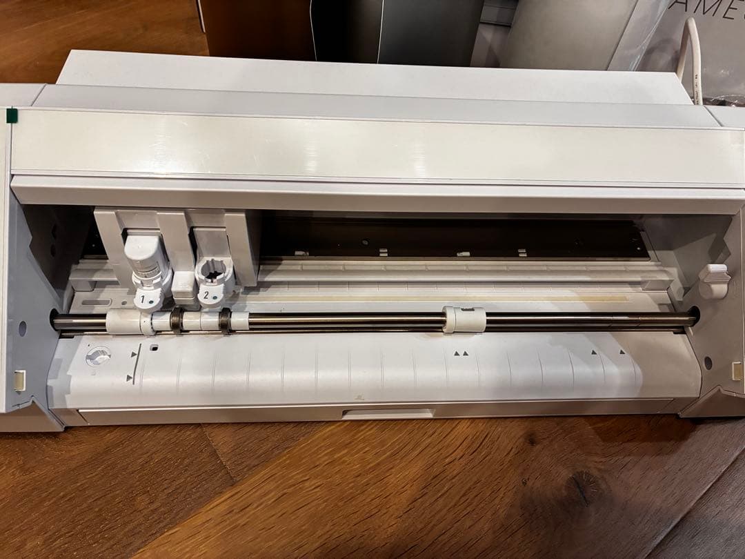 Silhouette Cameo 4 カッティングマシン