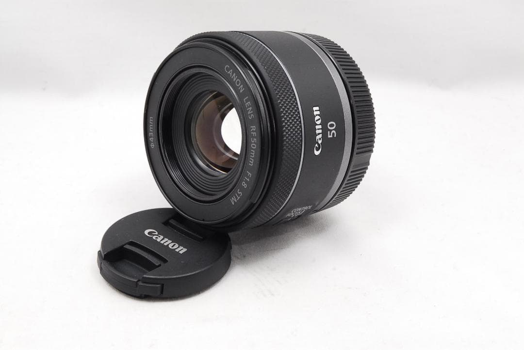 美品 キャノン RF 50㎜ F1.8 STM 単焦点レンズ 215