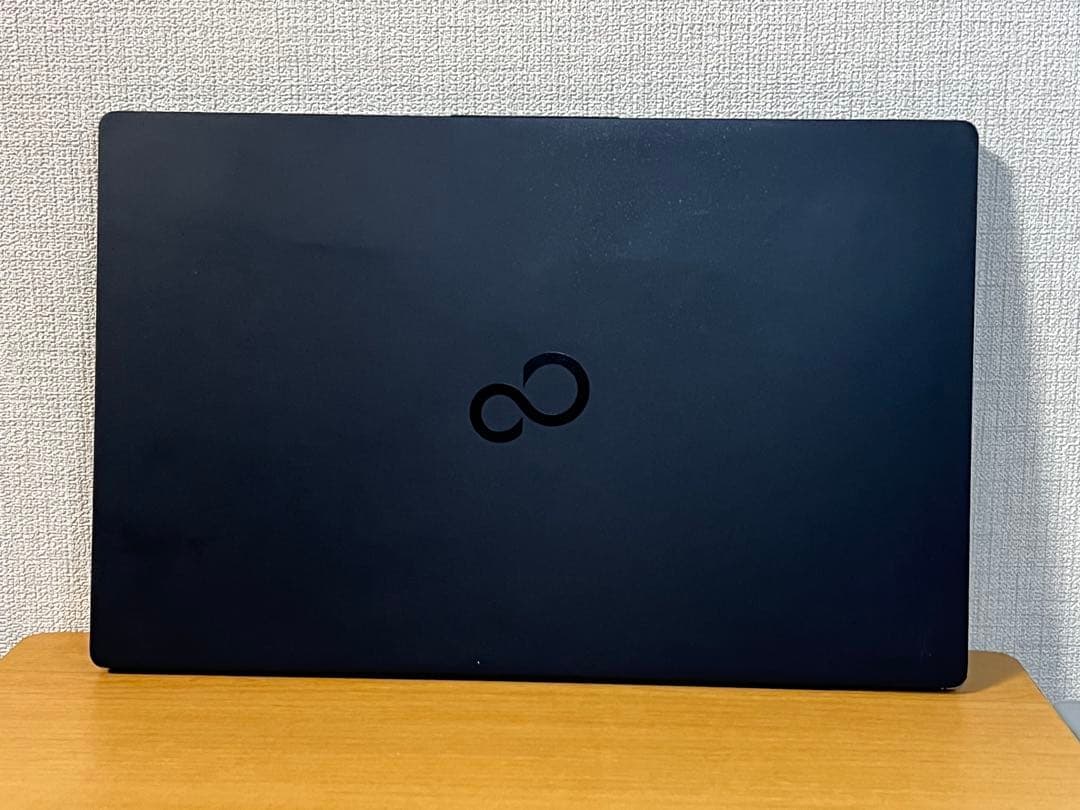 Fujitsu Lifebook U9312/J i5第12世代／オフィス付き