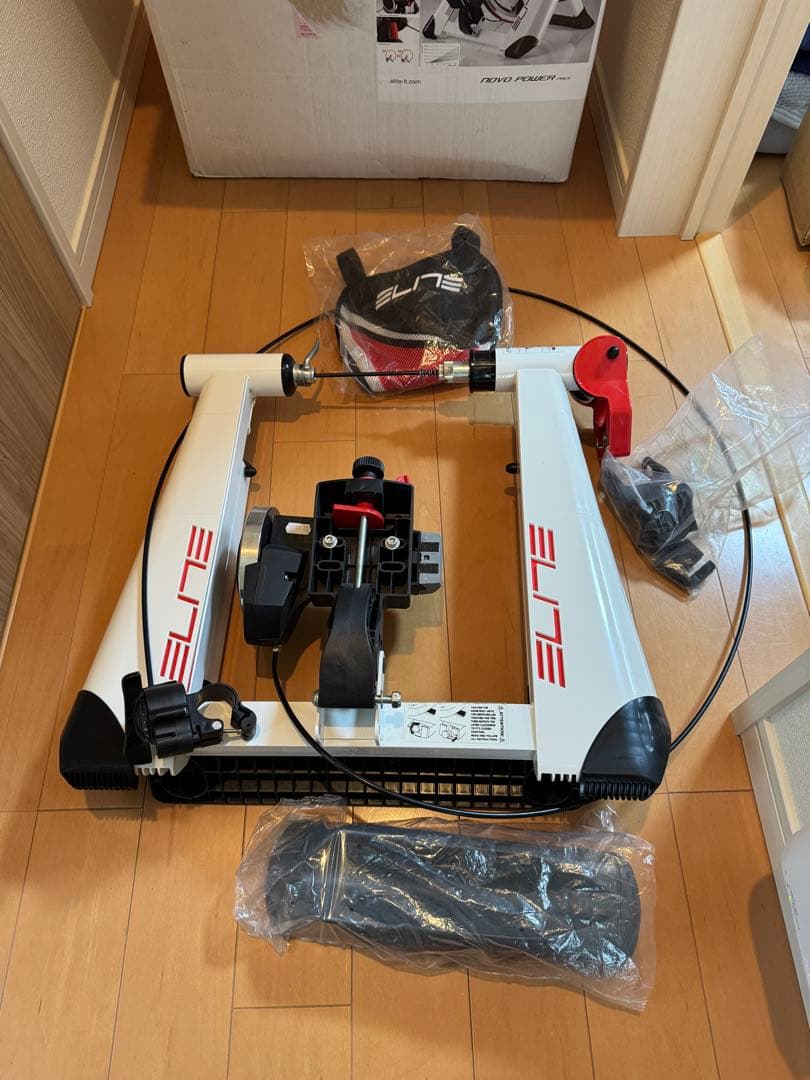 ELITE Qubo Fluid トレーナー