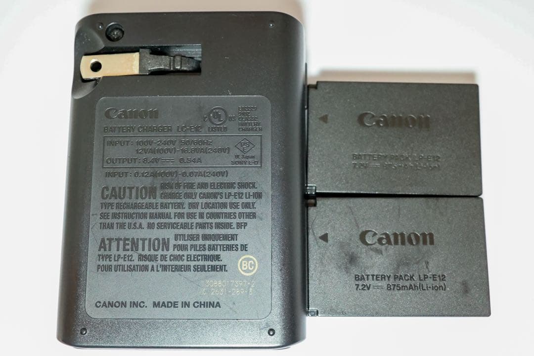 【レンズ付】Canon EOS M2、レンズ2本、アダブター