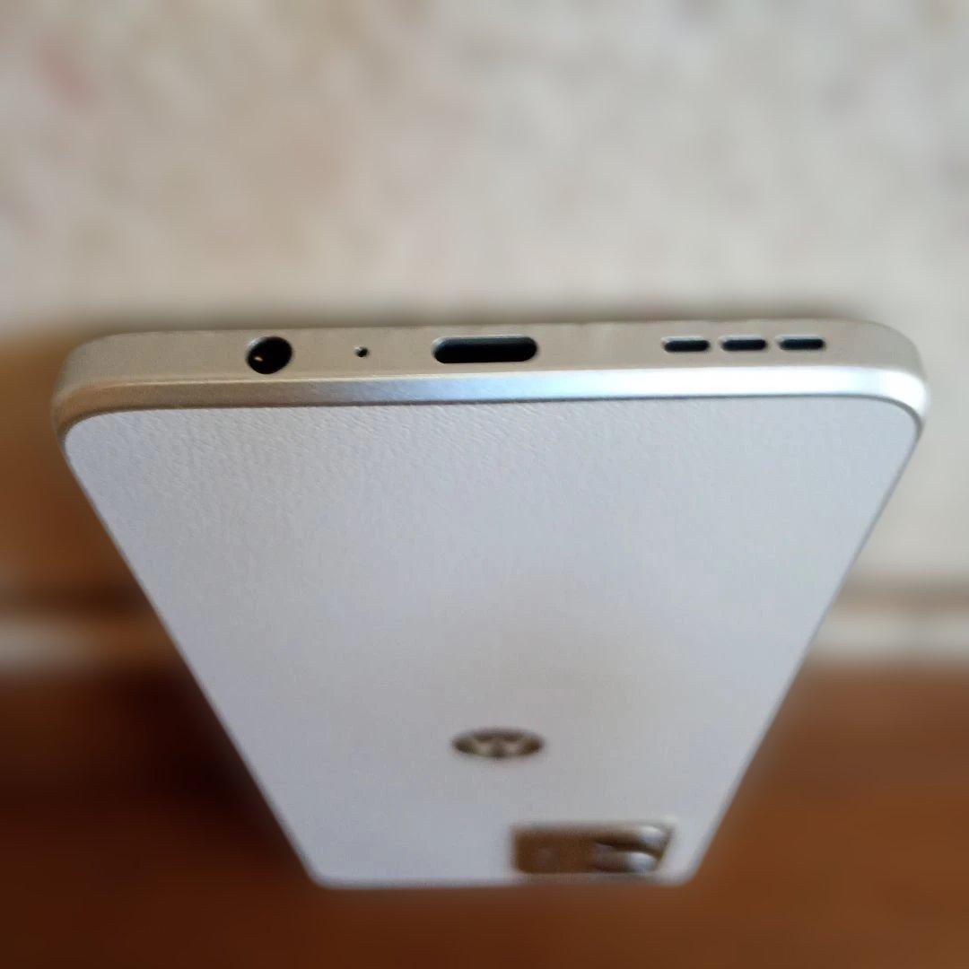 新品同様moto g 64y 5G motorola シムフリー　eシム利用可能