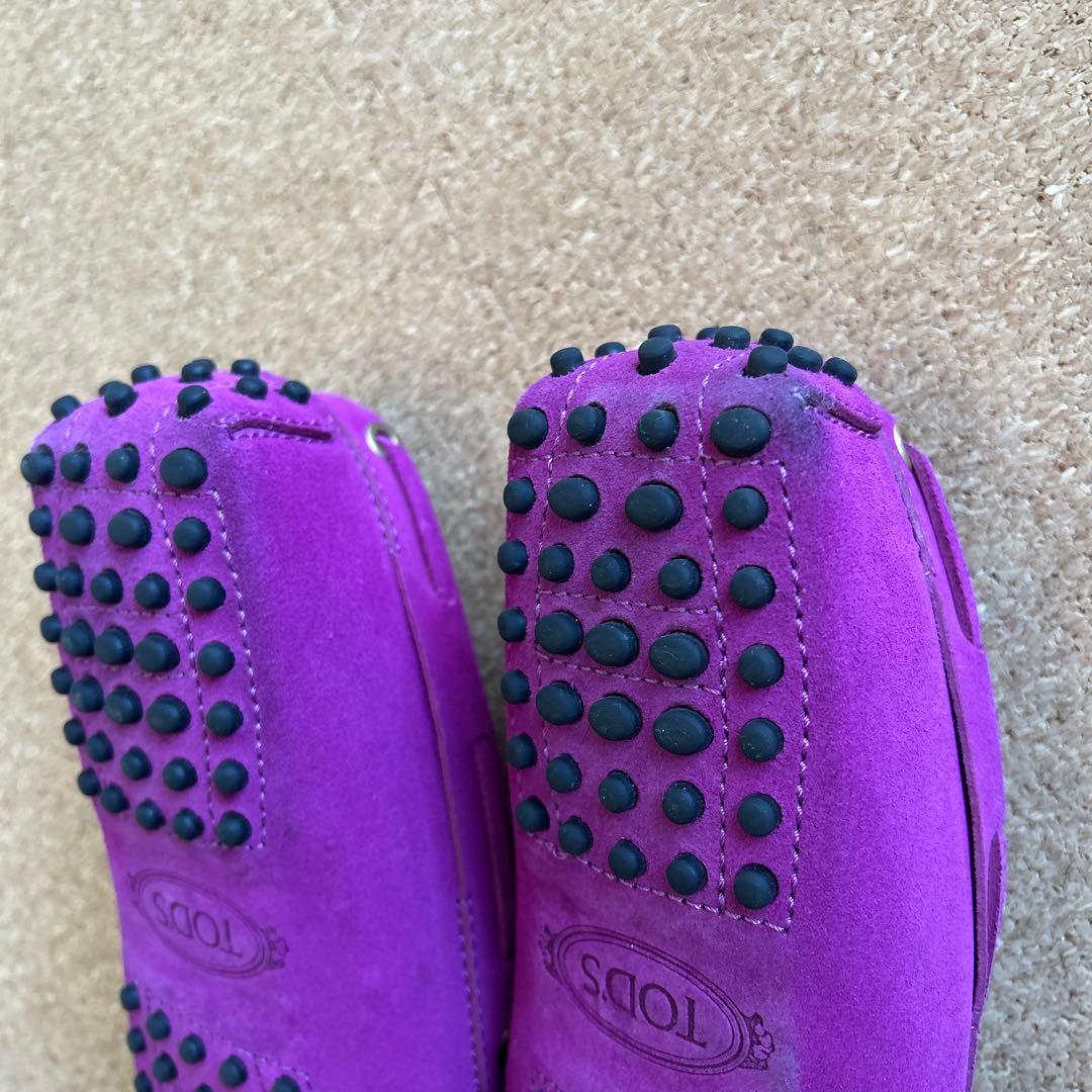 TOD'S パープル スエード ローファー極美品ほぼ未使用　ドライビングシューズ