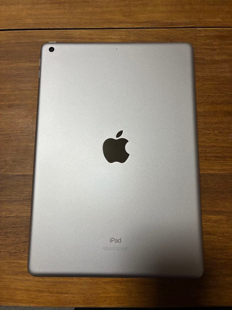 iPad 第9世代 64GB シルバー 本体 + スマートカバー