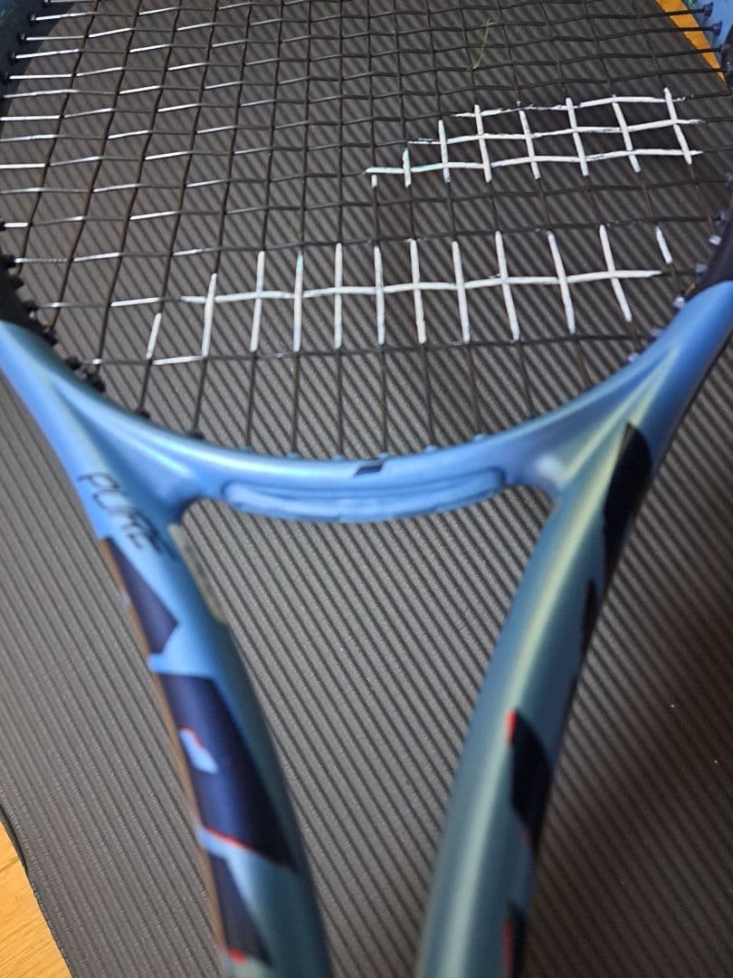 j*c様 最新モデル　バボラ　ピュアドライブ　G3 テニス　ラケット