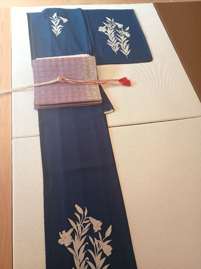 清楚可憐な百合の付け下げ 正絹絽