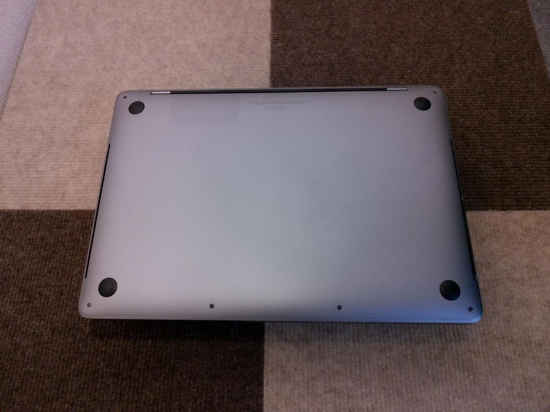 MacBook Pro 2019 A1989 13㌅ 『充放電31回』