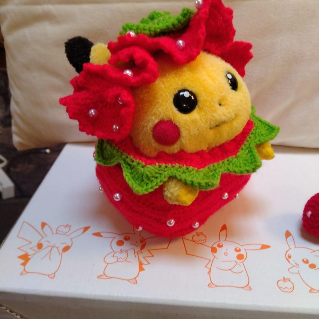 ケイいちご衣装のピカチュウぬいぐるみハンドメイド