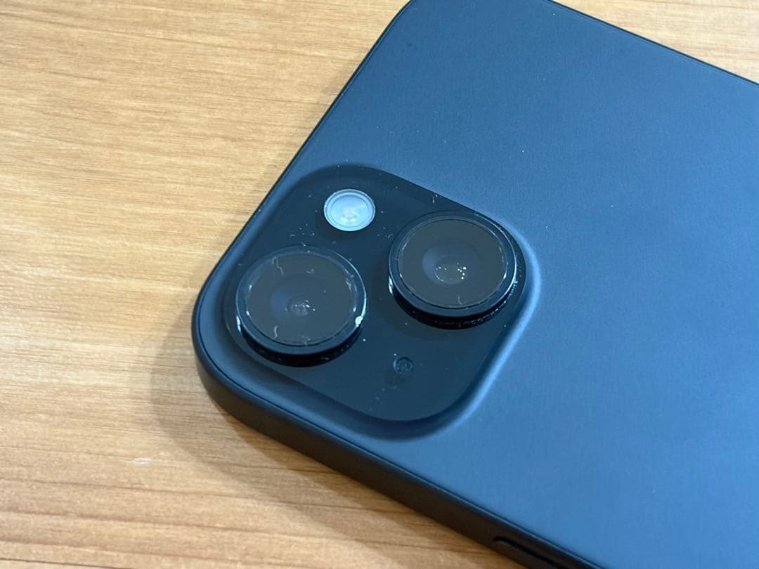 Apple iPhone 15 128GB ブラック