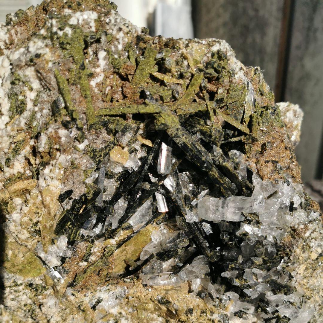 グリーンエピドート　原石　11.6キロ　鑑賞石　石　置物　オブジェ　インテリア