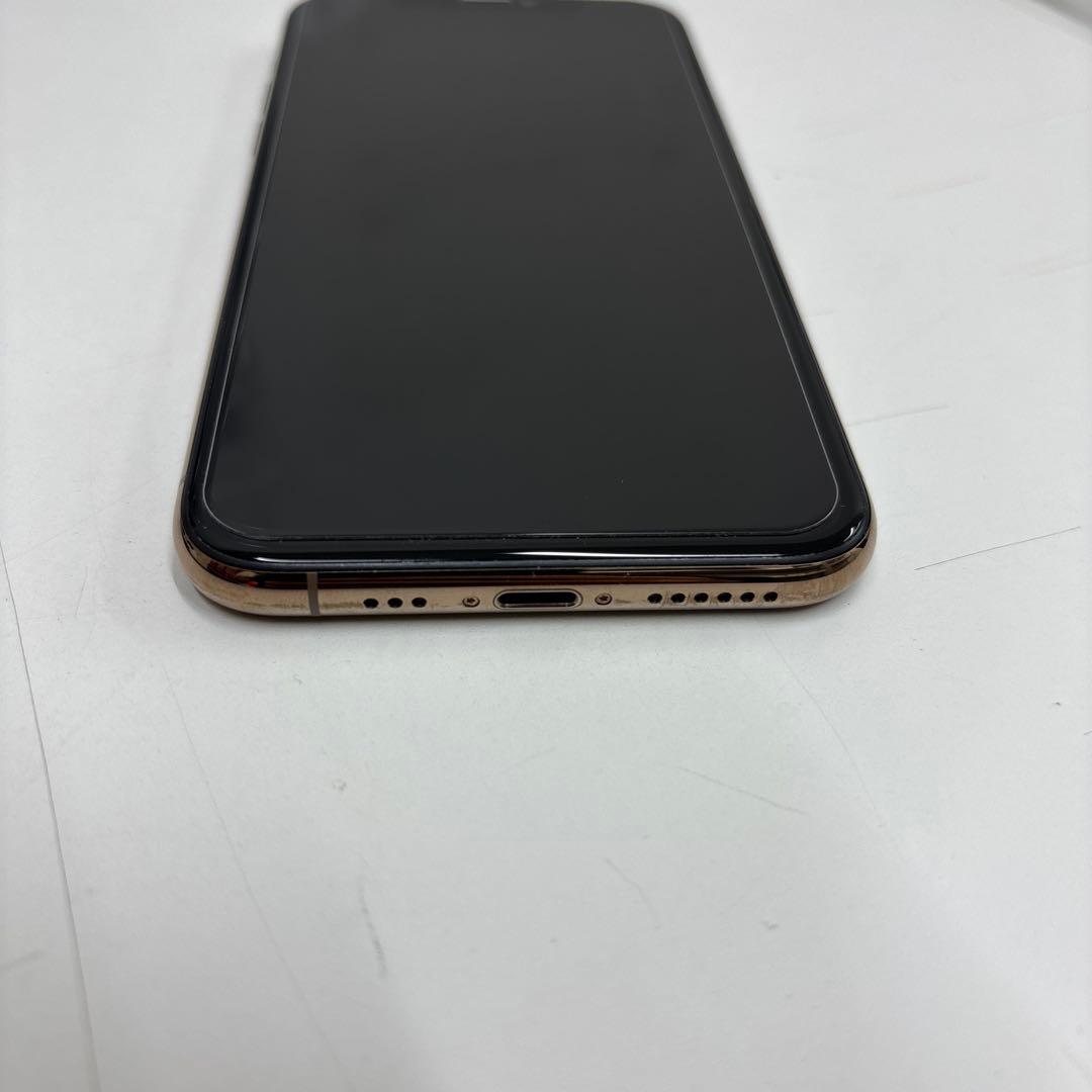 【美品】iPhone 11pro simロックあり