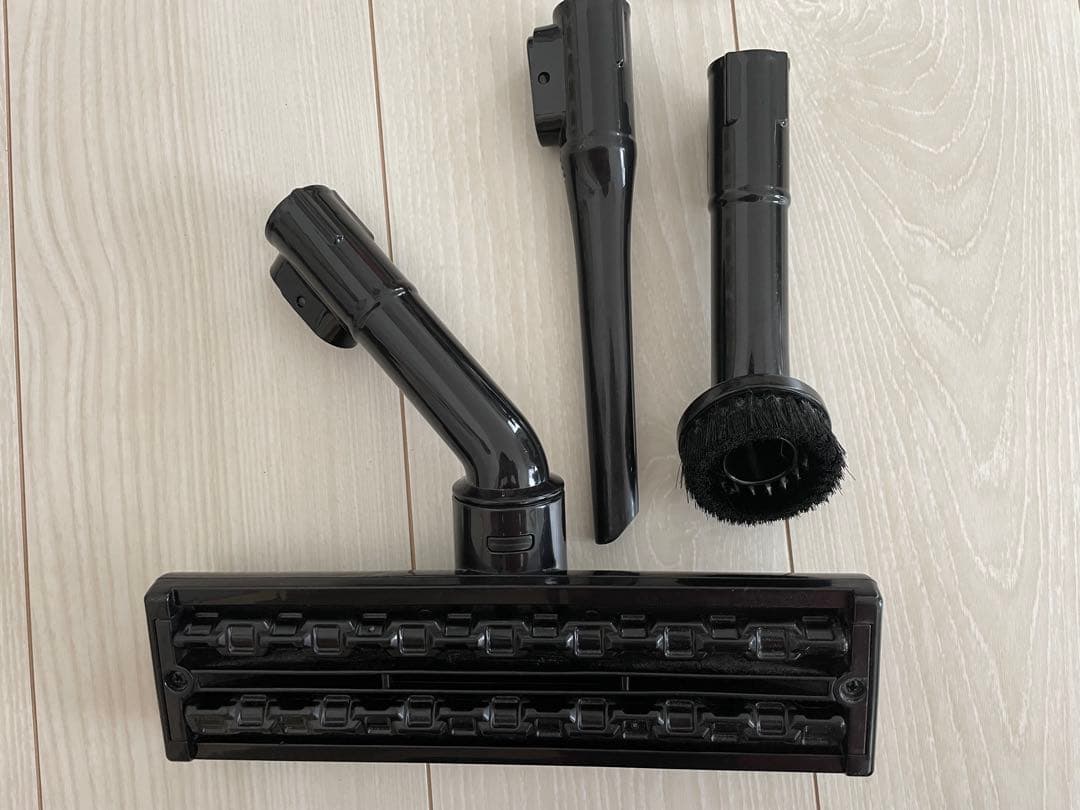 掃除機　コードレスクリーナー　TOSHIBA 2021年