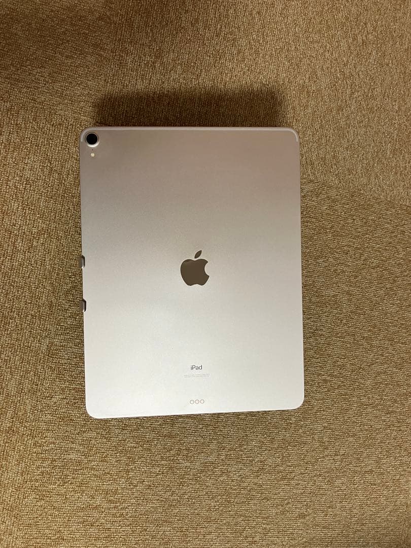 iPad pro 第3世代　12.9インチ　A1876