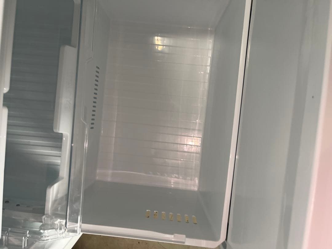 TOSHIBA 冷凍冷蔵庫 GR-V33SC (WU) 2024年製330L T