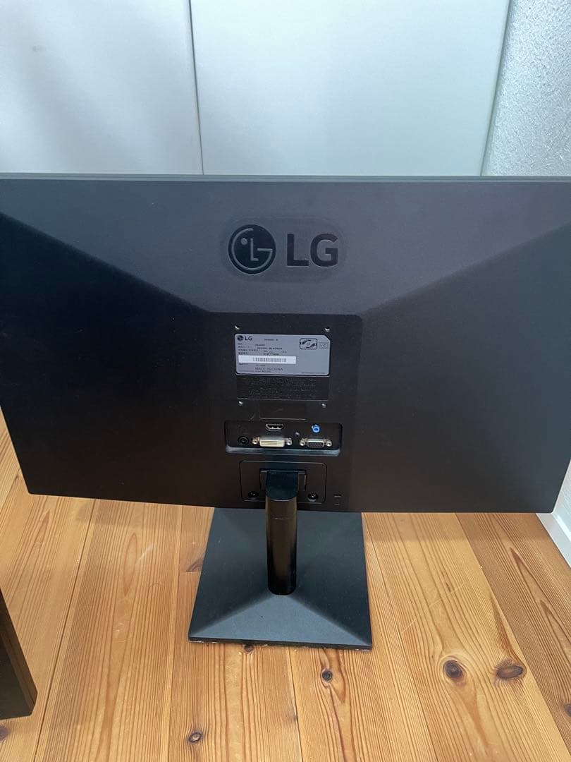 LG 24インチ モニター 2台セット／動作確認済／付属ケーブル付き／デュアル