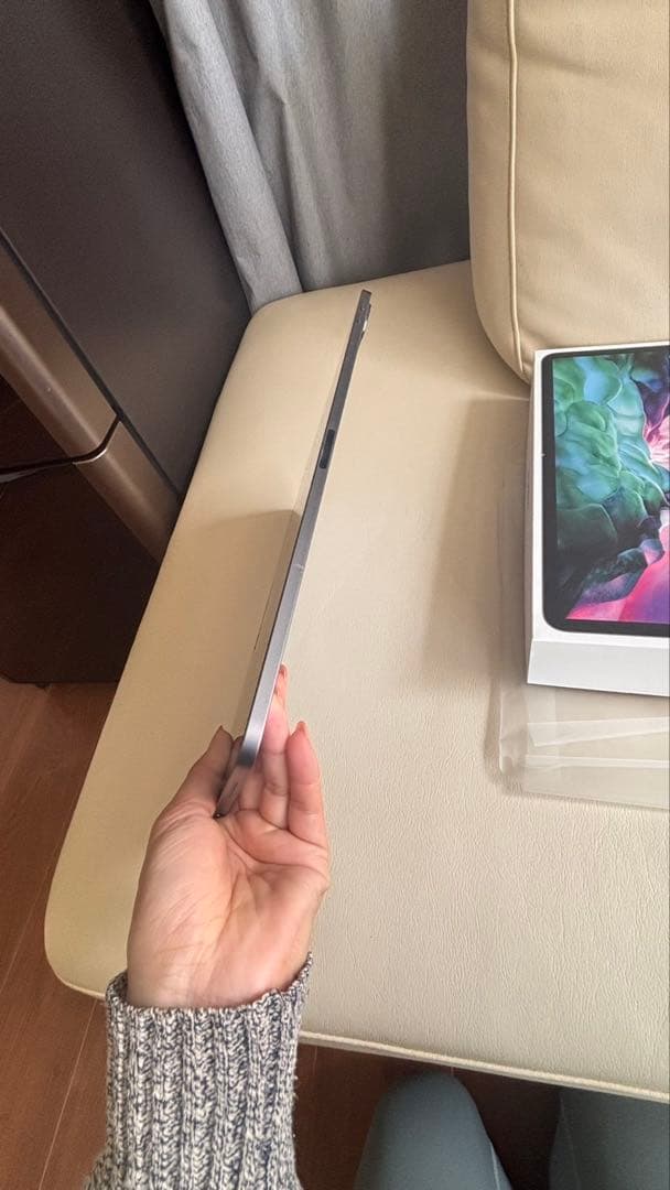 iPad Pro 12.9インチ 512GB 第4世代 ヒビあり