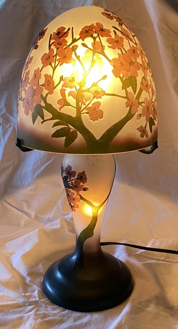 エミールガレ　レプリカ　Emile Galle 風　卓上照明　ナイトスタンド